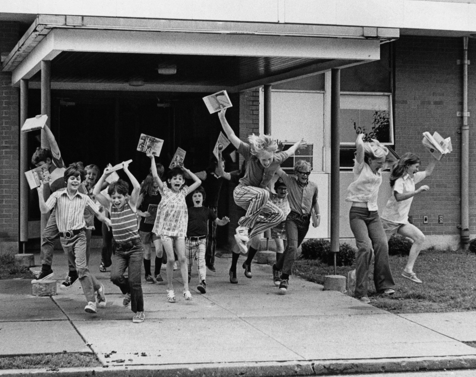 1974: School's Out